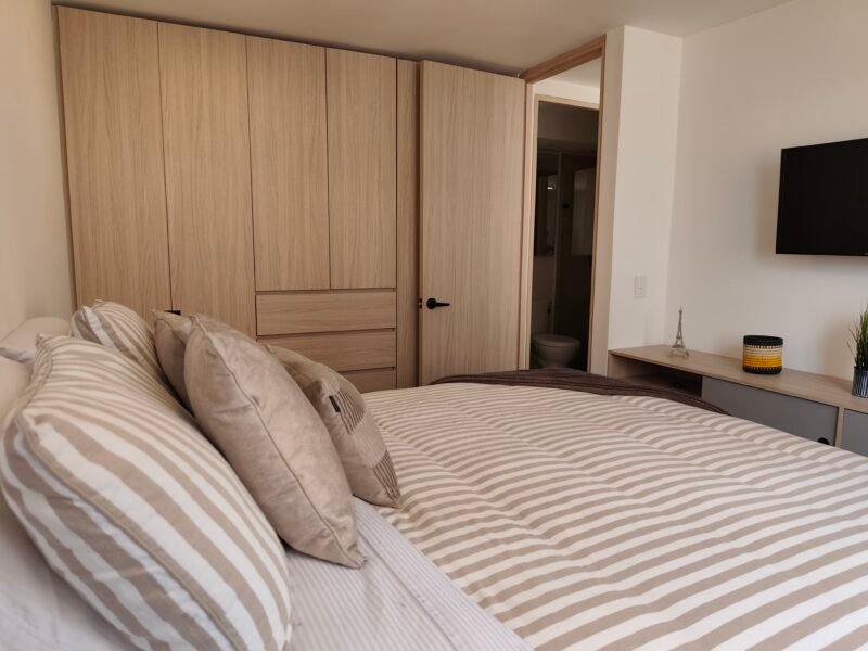 Se arrienda apto de 1 habitación en piso 4