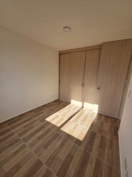 Arriendo apto remodelado torre 2 Apto 106.
