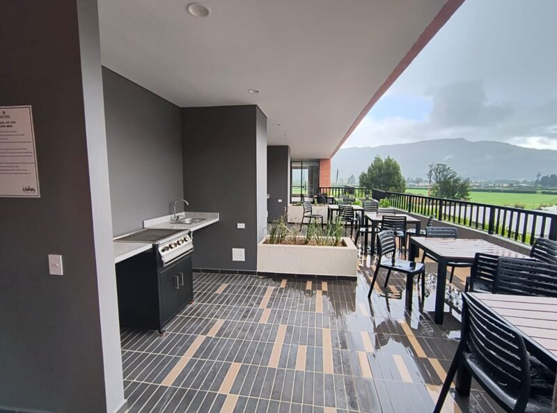 Vendo apartamento primer piso con patio $230.000.000