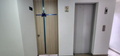 Arriendo Apartamento piso 5 Torre 2- Vista Exterior con Parqueadero descubierto y Bicicletero en cuarto bajo seguridad.