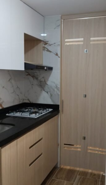 ARRIENDO APARTAMENTOS 2 y 5 PISO