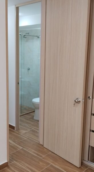 ARRIENDO APARTAMENTOS 2 y 5 PISO