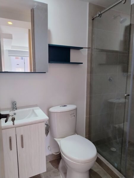 Arriendo apartamento para estrenar en 4 piso