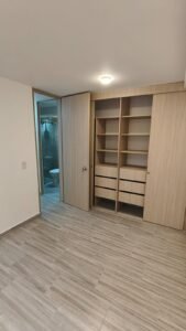 ARRIENDO APARTAMENTO PISO 2