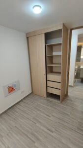 ARRIENDO APARTAMENTO PISO 2