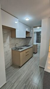 ARRIENDO APARTAMENTO PISO 2